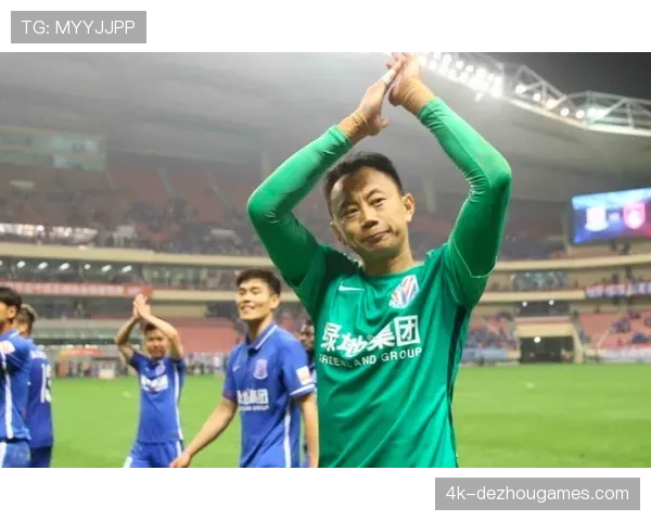 “官方:前国脚、上海申花功勋球员于涛加入U19国家队教练组” “官方:前国脚、上海申花功勋球员于涛加入U19国家队教练组”